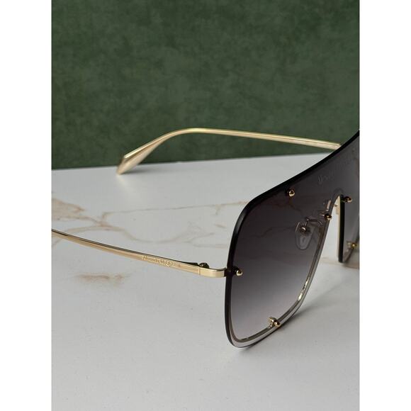 NEW Alexander McQueen AM0362S Gold Grey Studded Mask Sunglasses main image 7